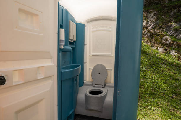 Best Portable bathroom rental  in Riverse, ID